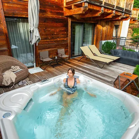 Hotel Montchalet 5*